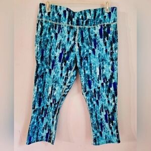 Layer 8 Capri legging